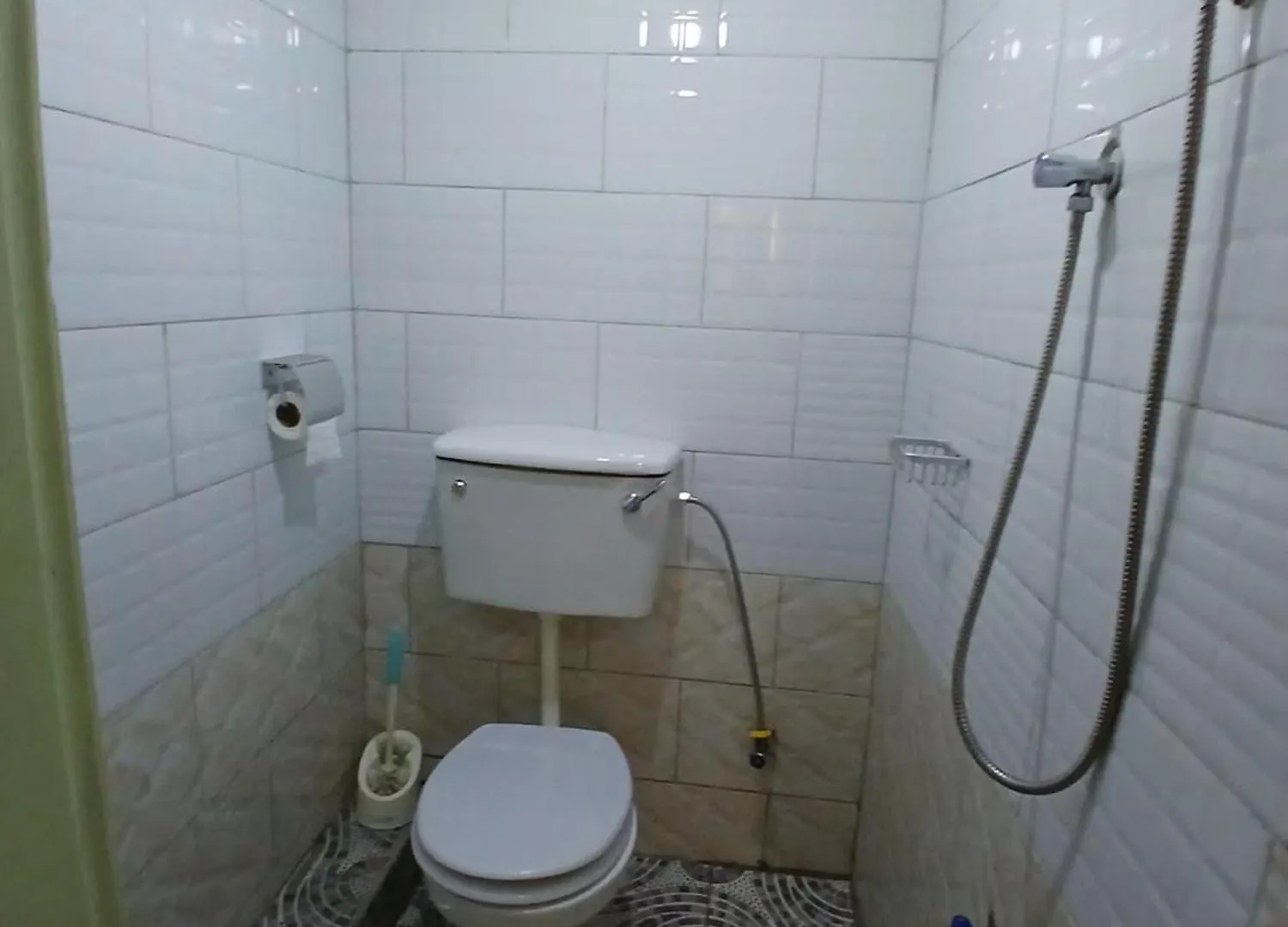 ** Hotel Muffler Motel Bukesa Kampala Uganda