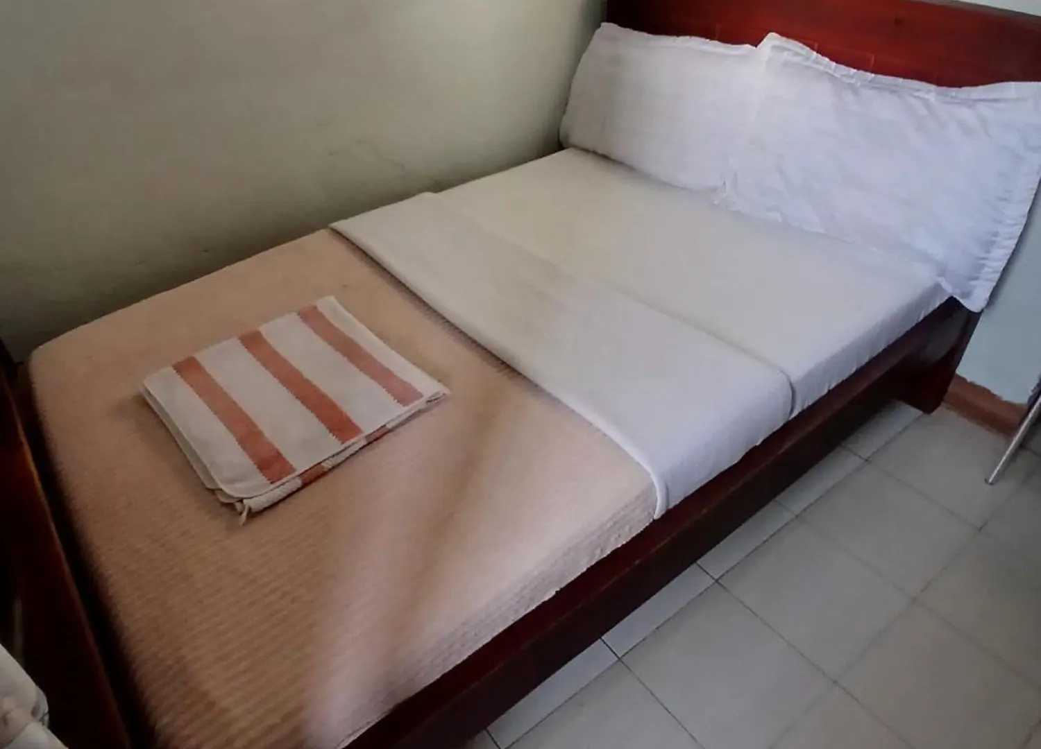 Muffler Motel Bukesa Kampala 2*,  Uganda